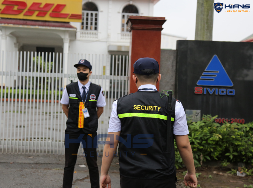 An ninh Kians bảo vệ công trường DHL