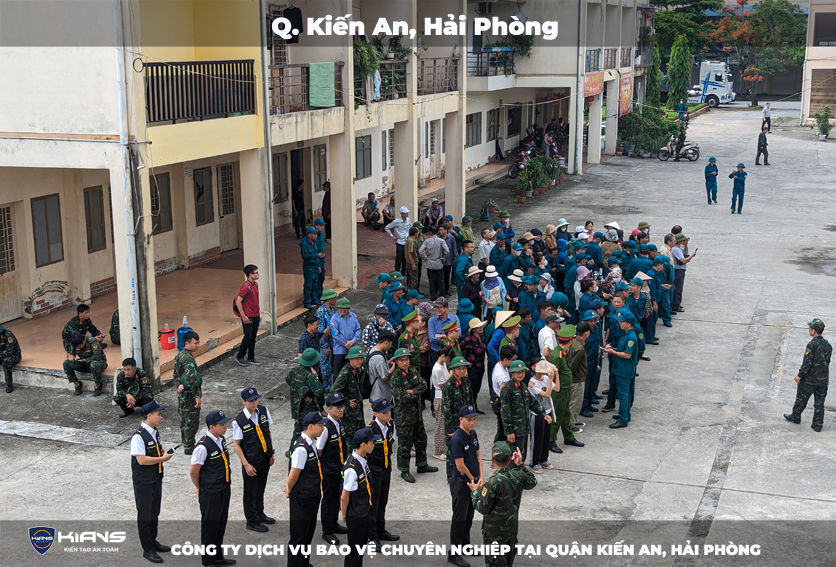 Nhân viên bảo vệ tại một bệnh viện ở Kiến An, Hải Phòng